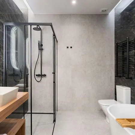 Apartment Luxury Nido San Pietro 3bd Rome